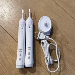 Oral‑B Braun Electric Toothbrush Handles Replacement (2 Pack) with Excellent C